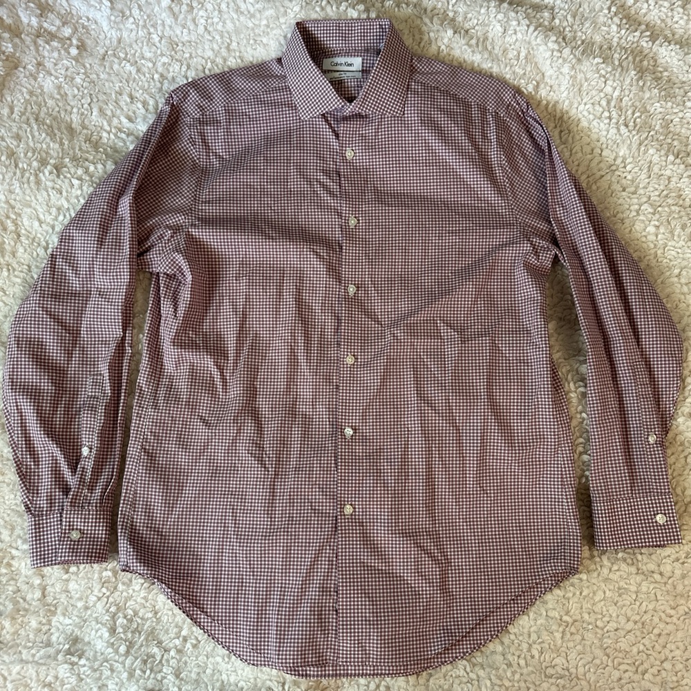 Calvin Klein Men’s Slim Fit Performance Non-Iron Plaid Button-Down
